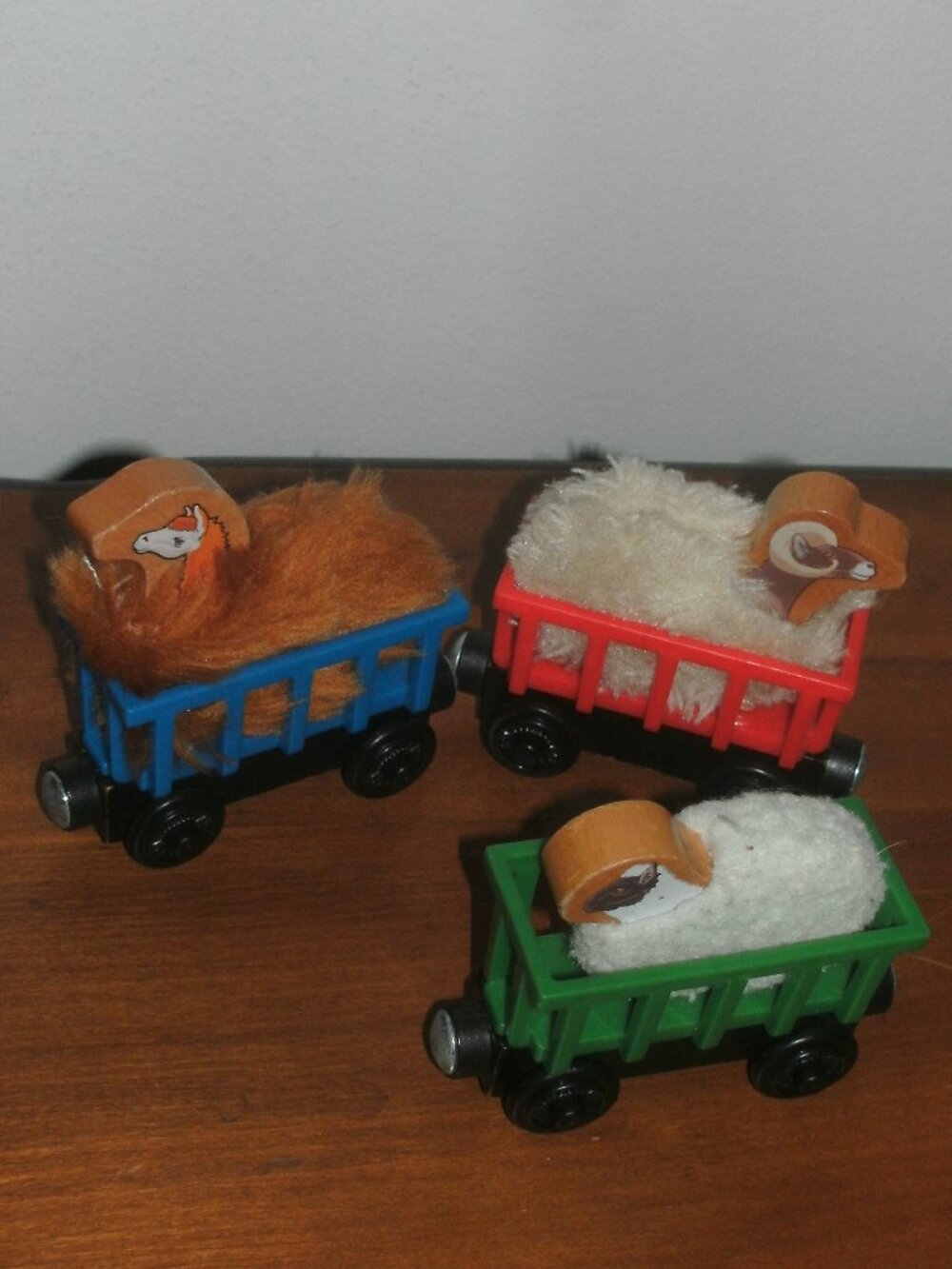 Thomas & Friends McColl's Petting Zoo Train Cars Llama Sheep Ram with Animals